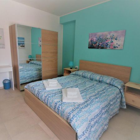 Bed and Breakfast La Rosatea Монреале Екстер'єр фото